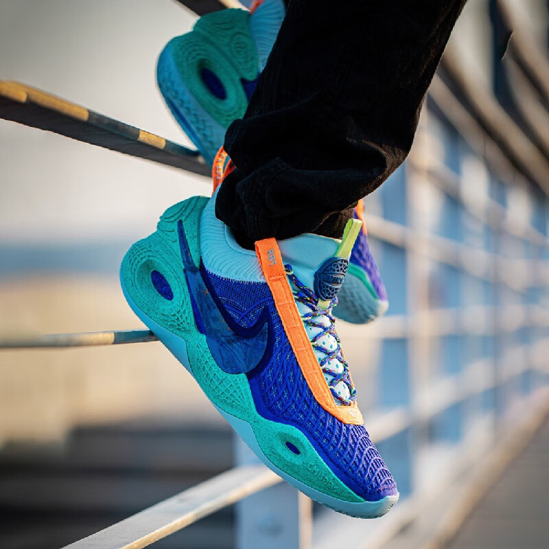 耐克nikecosmicunityep环保材质灰蓝黑绿蓝绿橙男子篮球鞋dd2737001黑