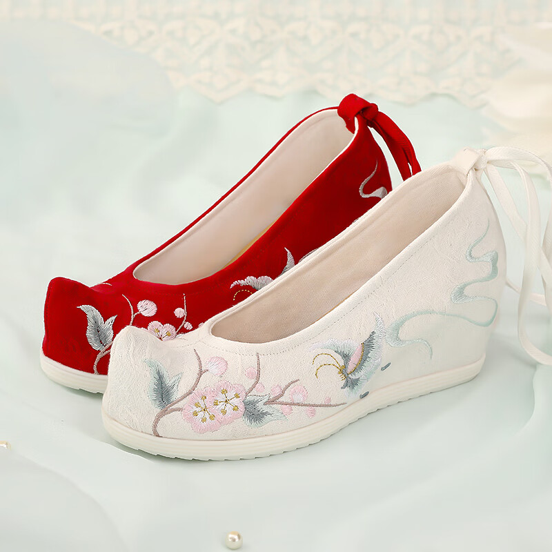 古风鞋子女汉服鞋改良百搭内增高古代平底翘头淡雅仙女明制绣花鞋 祀