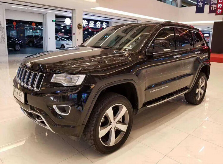 专用jeep自由光指南者脚踏板大切诺基自由光侧踏板指南者踏板自由光原