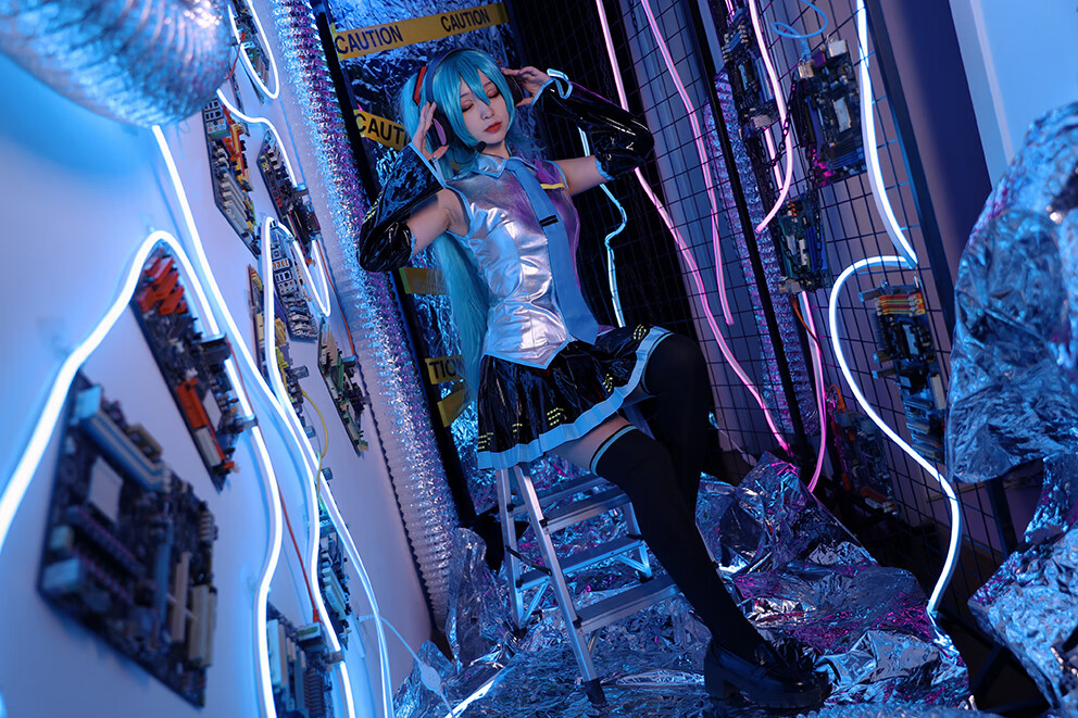 初音未来 miku 公式服现货初音未来 miku公式服漆皮cosplay霜霜魄