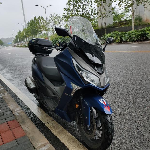 21款-22年款大阳v锐250/300改装加宽加高风镜挡风高清风挡德国进口5