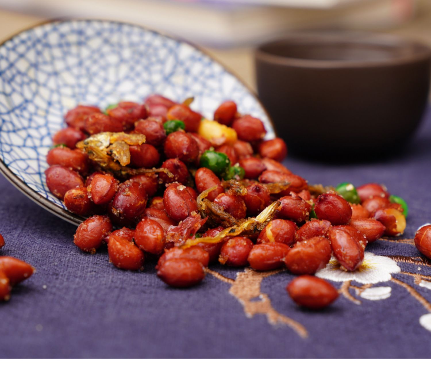 延边特产美食麻辣小鱼花生零食小鱼拌花生下酒菜办公室小零食休闲 源