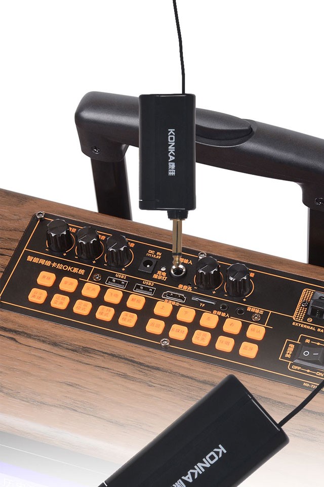 康佳konka万能无线话筒一拖二u段接收器家用唱歌麦克风户外专业音响