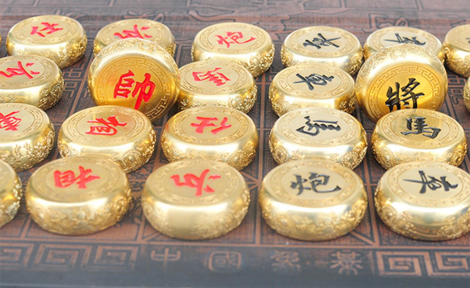 实心高档黄铜象棋礼盒中国象棋折叠复古棋盘大号礼品象棋套装50mm黄铜