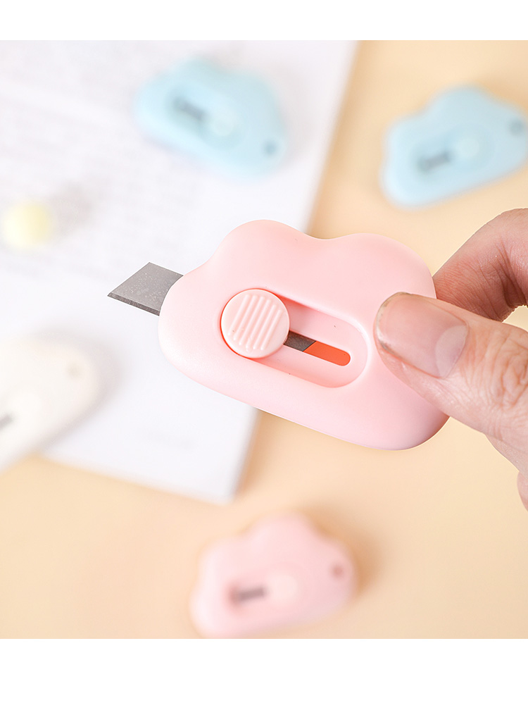 拆快递开箱神器美工刀学生小号迷你可爱手工裁纸刻刀手帐随身笔刀