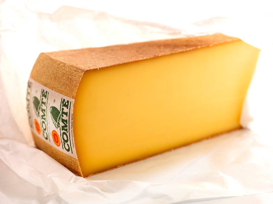 贝拉维孔泰奶酪多规格法国进口贝拉维孔泰奶酪comtecheese成熟期46个