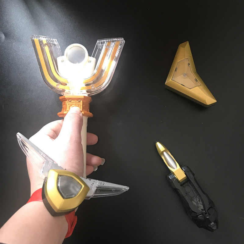 戴拿奥特曼变身器闪光剑玩具模型可伸缩儿童变形玩具男孩 闪光剑模型