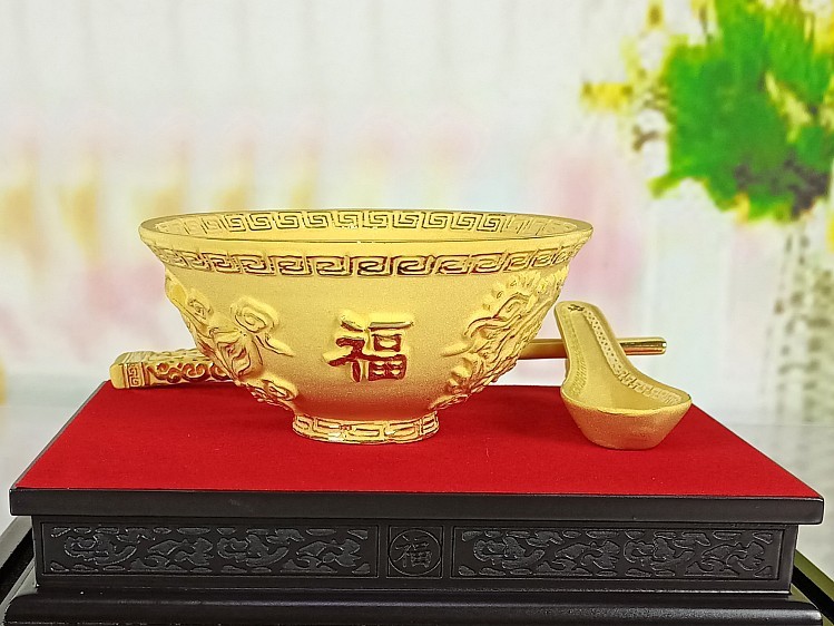 禮物結婚牛年禮品碗筷金飯碗黃金擺件禮品大號雕花木底座裝配國檢證書