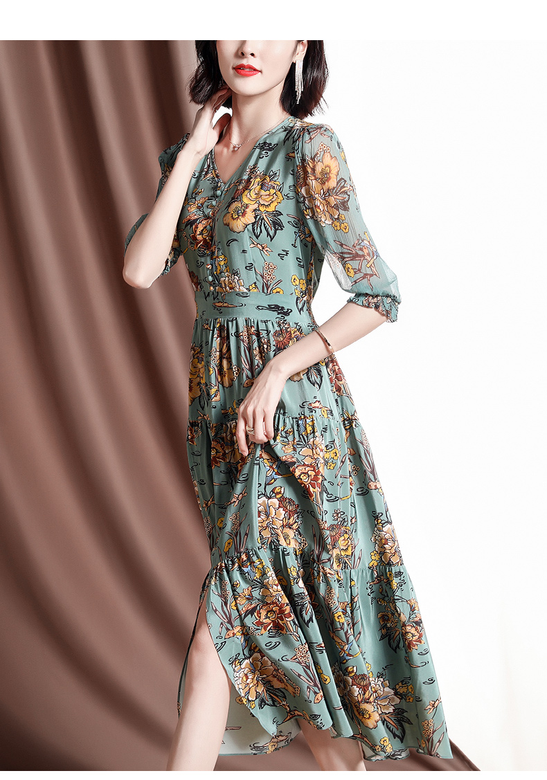 水昱儿真丝桑蚕丝连衣裙女2021夏季新款高端重磅碎花裙子年轻款 图片