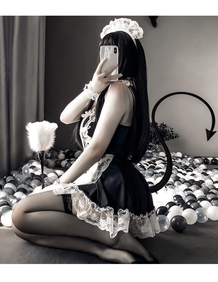 千易色 女仆装女佣制服cos极度诱惑小胸睡衣可爱jk服直播 乖乖小女仆