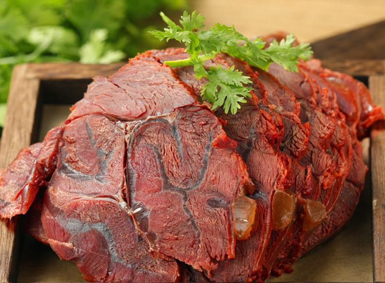 熟牛肉酱牛肉健身五香黄牛腱子肉熟食真空卤味即食零食半斤装纯牛肉送