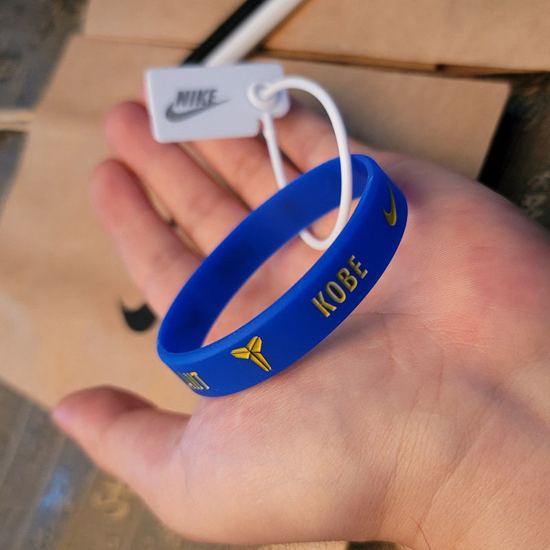 aiosc篮球星湖人队黑曼巴8号科比运动硅胶手环腕带男女学生情侣跑步8