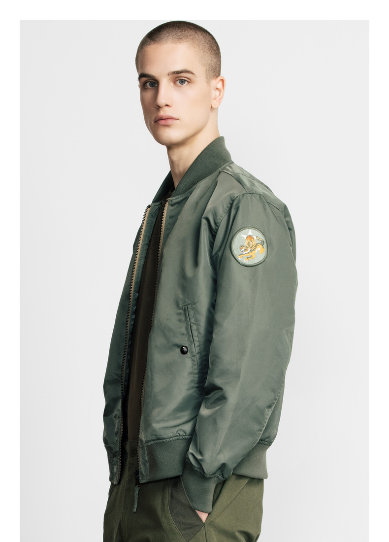 ak男装21年新款轻复古系列厚尼龙ma-1飞行夹克男修身休闲外套2104239