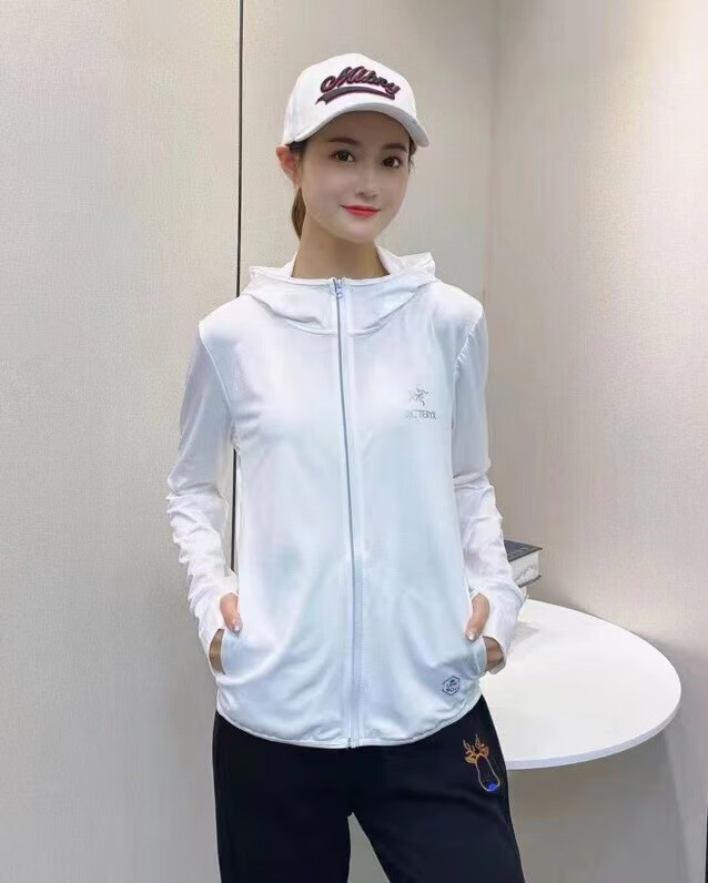 始祖鸟防晒衣连帽男女同款速干透气皮肤衣外套官方授权 女款粉色 xl