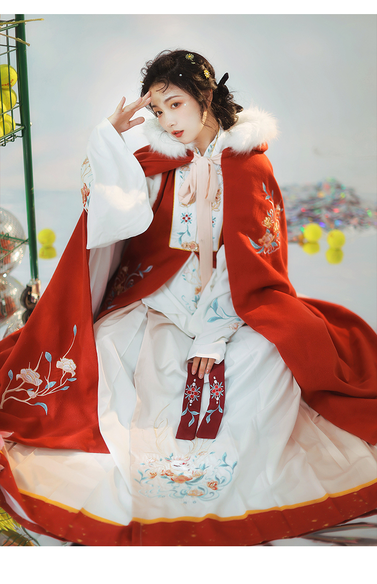 福瑞迎春冬天汉服女成人冬季加绒加厚明制斗篷拜年中国风马面裙过年短