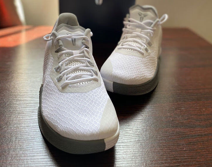 高版本纯原1/1mamba focus ep 明星篮球鞋 曼巴系列 纪念款可实战球鞋