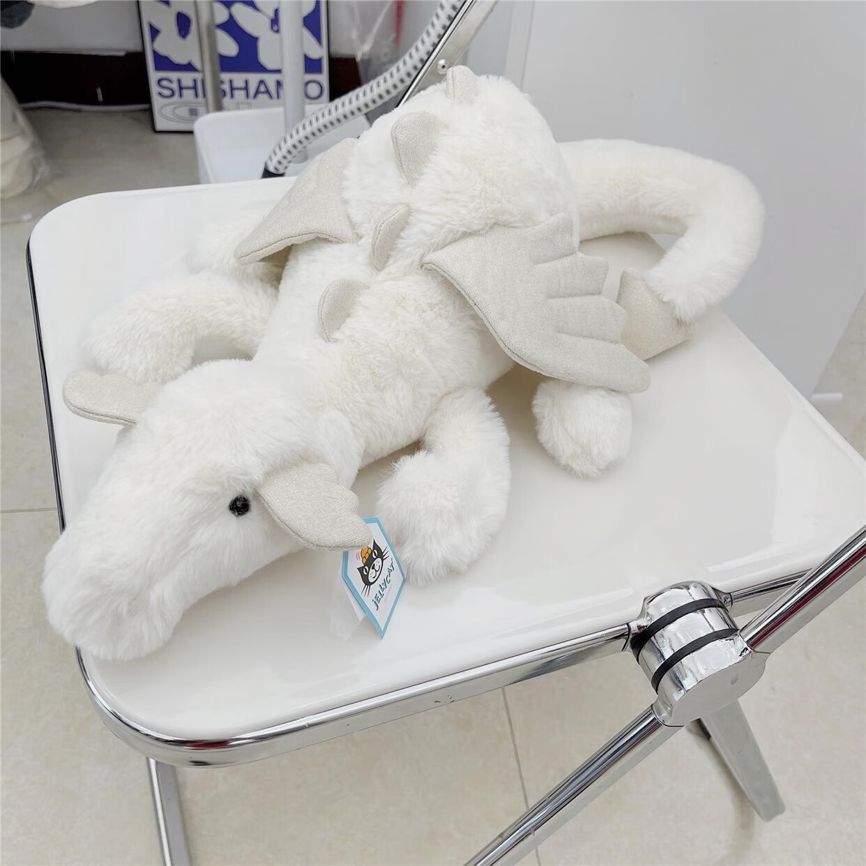 艺彩蝶雪龙玩偶雪龙宝宝玩偶儿童安抚玩具白龙公仔飞龙柔软抱枕毛绒