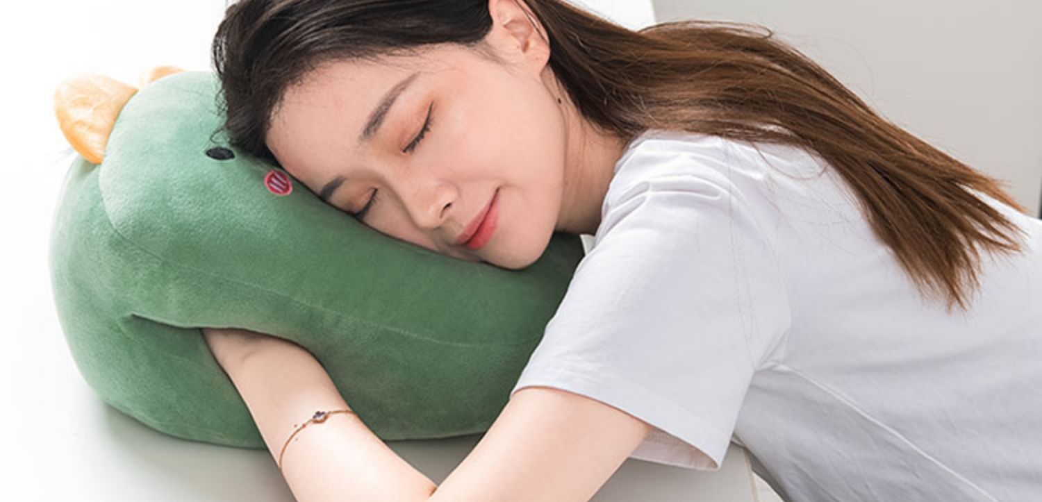 yyzw午睡枕办公室午睡神器儿童小学生午休趴枕趴睡枕女生睡觉暖手抱枕