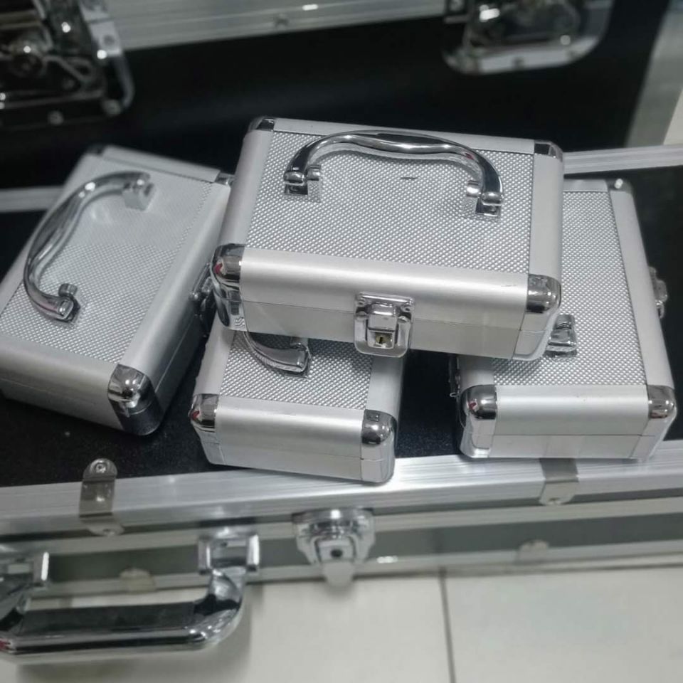 黑色铝合金唢呐箱 大放大f调唢呐 唢呐盒哨盒 唢呐箱 哨盒【图片 价格