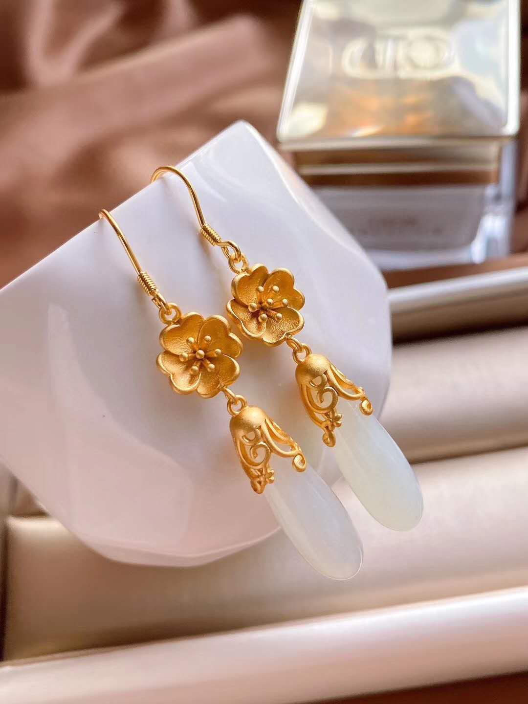 洲古风女中国风古典超仙中式复古玉兰花朵和田玉女长款气质玉兰花耳坠