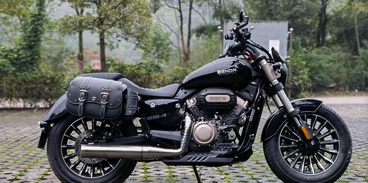 适用于奔达rock灰石300摩托车改装边包边箱侧包保险杠折叠靠背架 排气