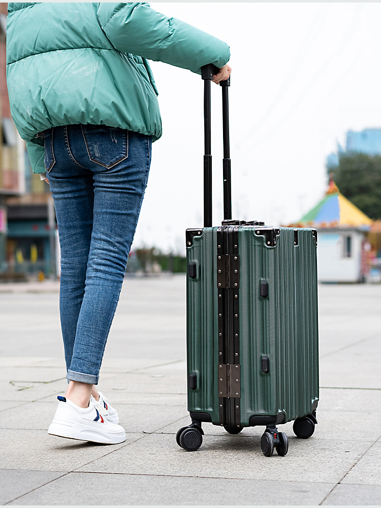 稻草人新品轻奢铝框行李箱男超大拉箱子网红拉杆箱万向轮女学生旅行箱