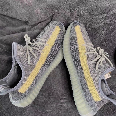 阿迪达斯adidasyeezyboost350v2火山灰岩兵马俑椰子跑步鞋gw0089fz