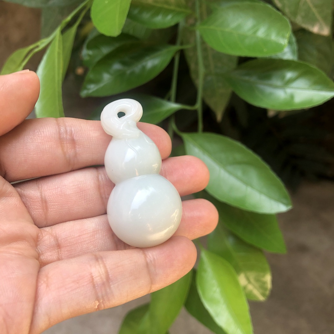玉石项链玉佩和田玉白玉手工立体雕刻葫芦吊坠可定制加工大葫芦挂件