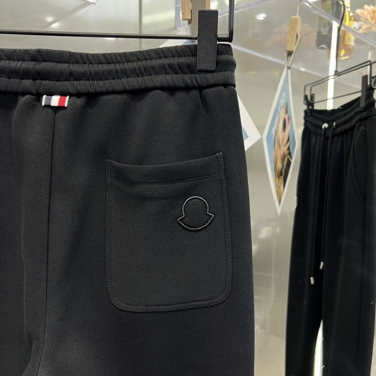 蒙口(moncler秋冬新款加厚纯色休闲裤时尚修身大码束脚裤卫裤男欧洲站