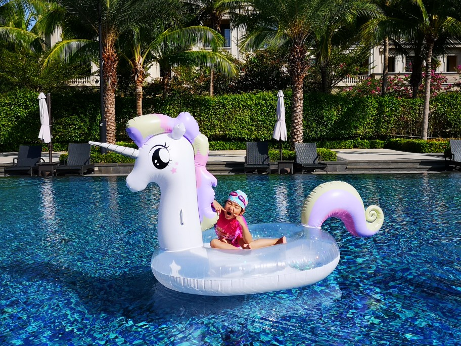 成人婴儿亮片小马宝莉充气坐骑独角兽浮床水上游泳圈度假浮排24米金色