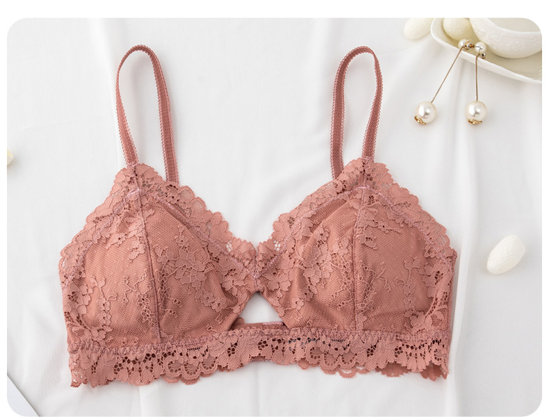 商场同款真丝蕾丝文胸新款四季桑蚕丝真丝法式三角杯内衣镂空双排扣薄