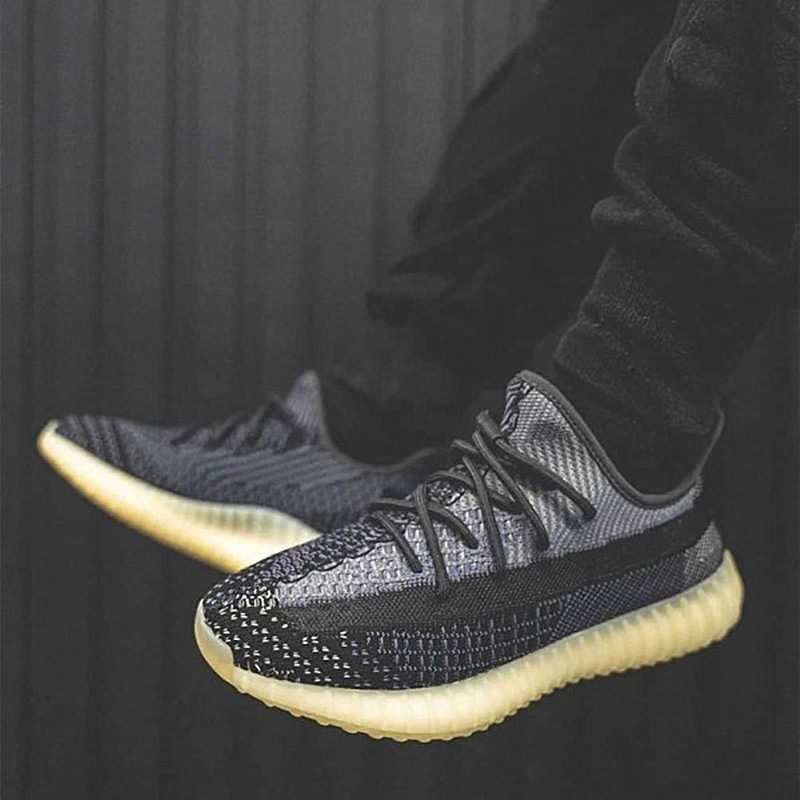 阿迪达斯 adidas yeezy boost 350v2 火山灰岩兵马俑椰子 跑步鞋 gw