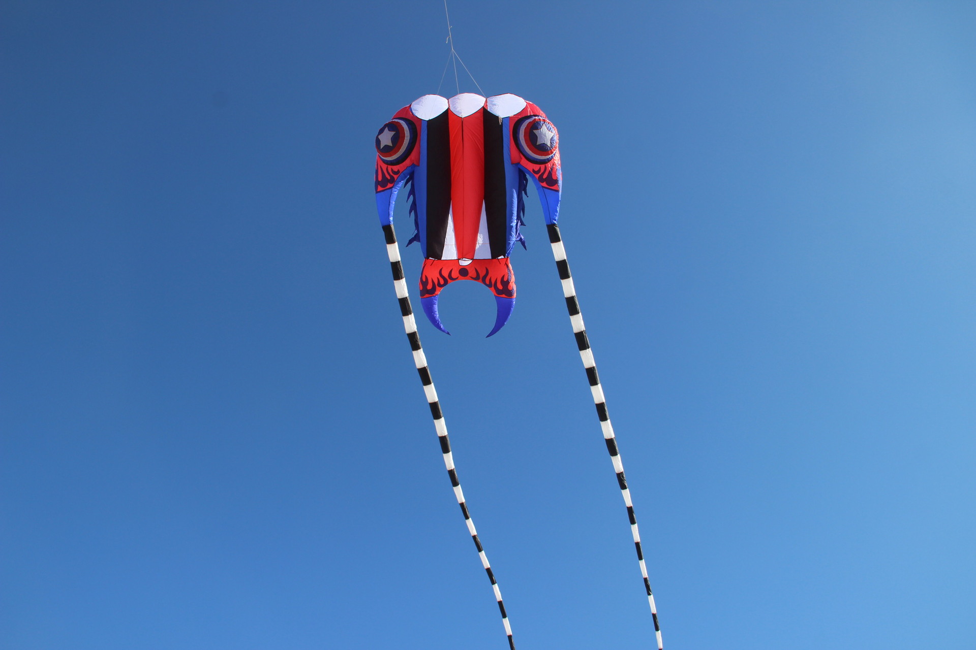 领航风筝美国队长三叶虫充气风筝展览风筝7平米