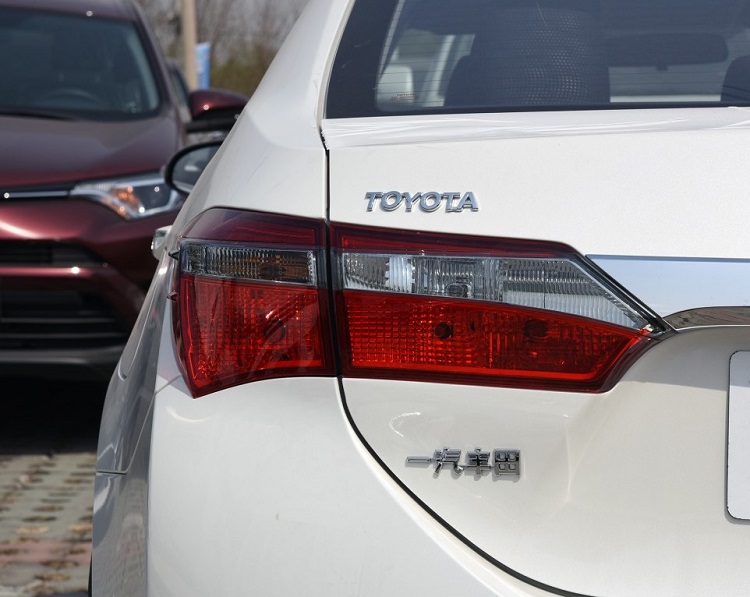 适用14161719年款丰田卡罗拉后尾灯刹车灯倒车灯改款总成corolla低配