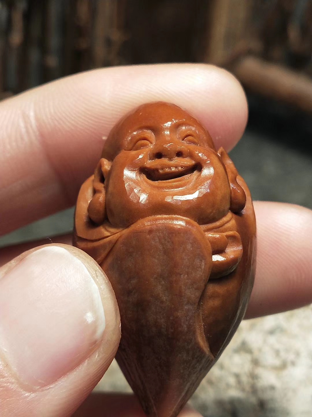 盘道苏工精雕的原皮弥勒单籽橄榄核纯手工雕刻的精品大籽男士文玩吊坠