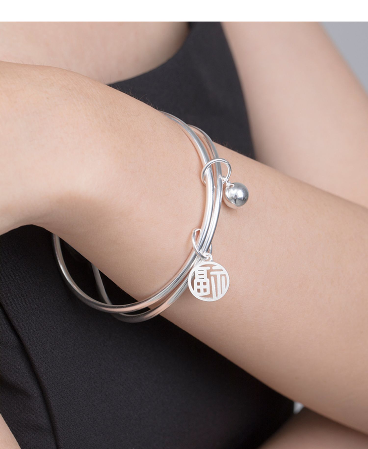 高端品质银手镯女年轻款999足银镯子素圈2021新款生日礼物女生饰品