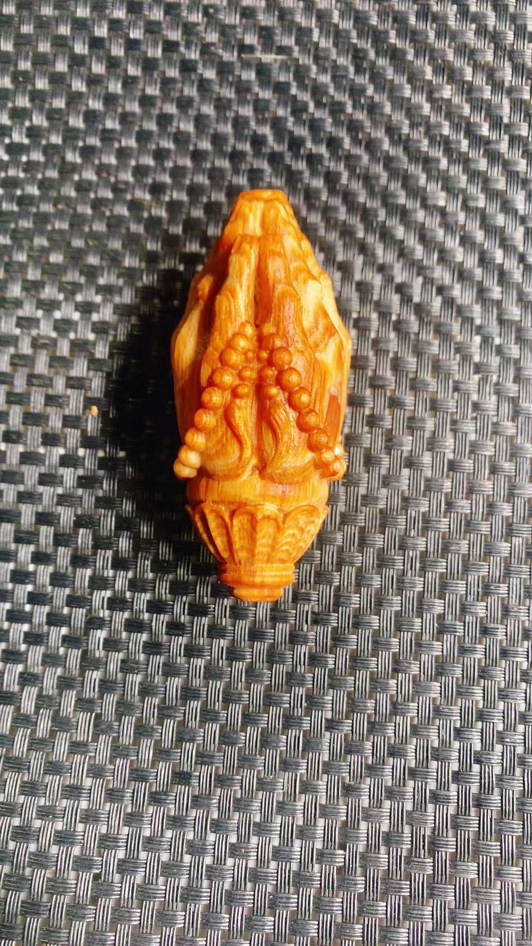 珠缘景翠长白山琥珀木松明子老料手把件金蟾貔貅白菜福袋钱袋龙柱新品