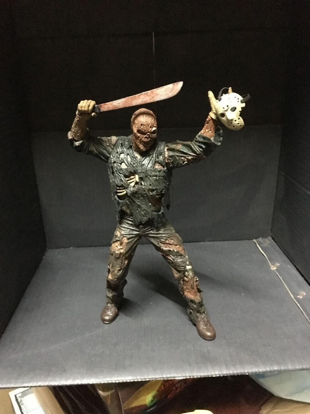 可动产品高度:18厘米neca 39719 黑色星期五 13号布头 杰森 豪华版