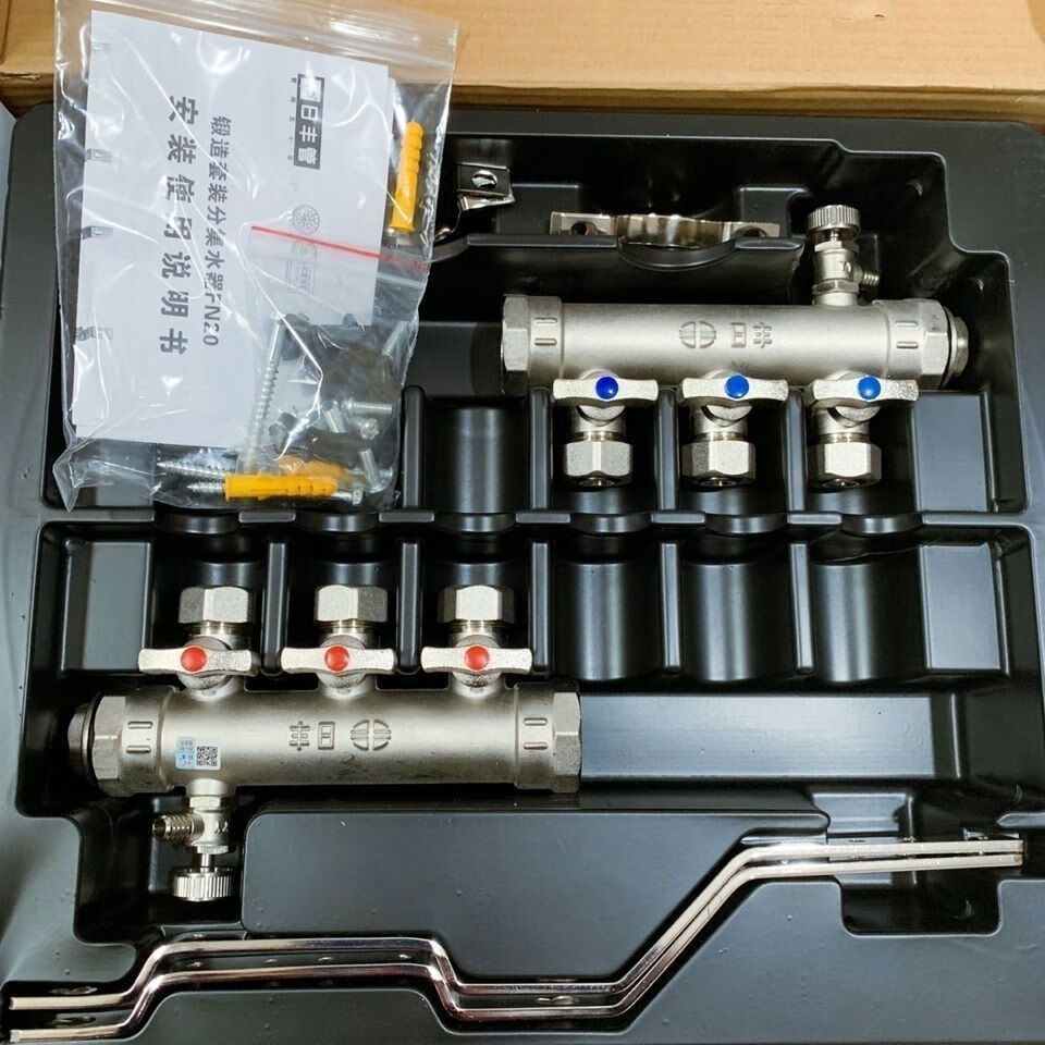 日丰地暖管分水器 佛山日丰地暖分水器全铜1寸主体 20分支口分水器
