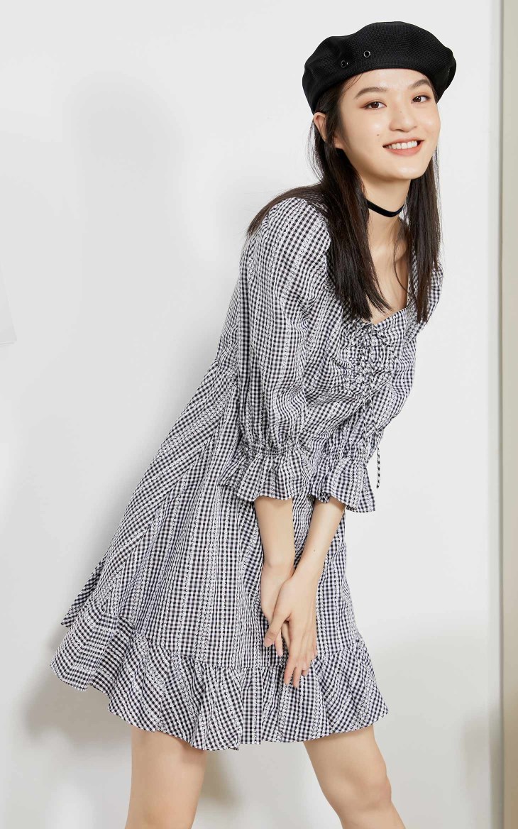 女装 连衣裙 only only2020秋季新款格子荷叶袖收腰显瘦短款连衣裙女