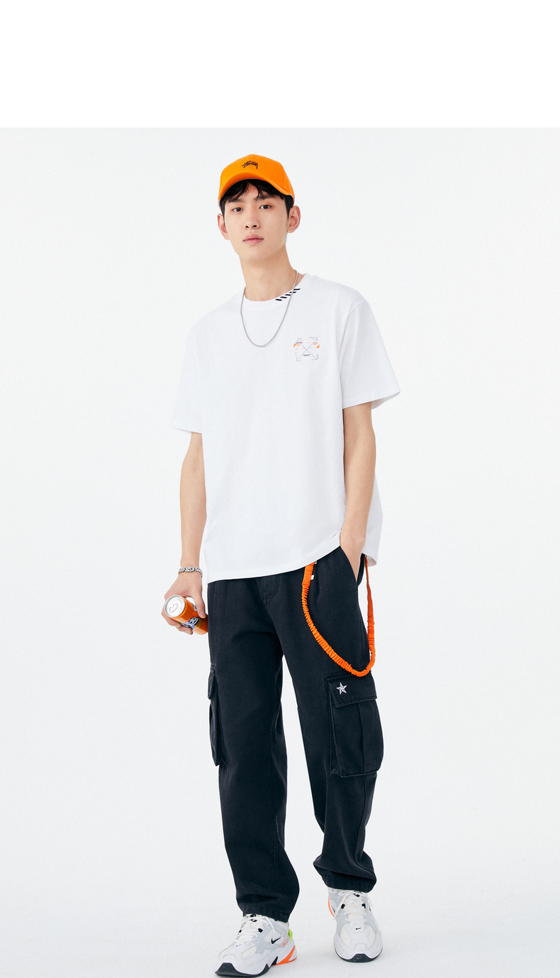 太平鸟男装 新款短袖t恤男潮酷机能风印花圆领白色打底衫微阔版型