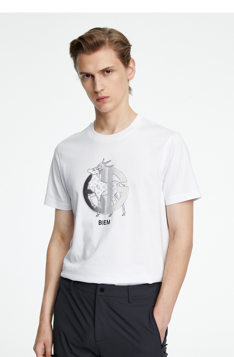 新疆棉 比音勒芬2021春夏新品男士圆领简约短袖t恤九色鹿图案bg字母