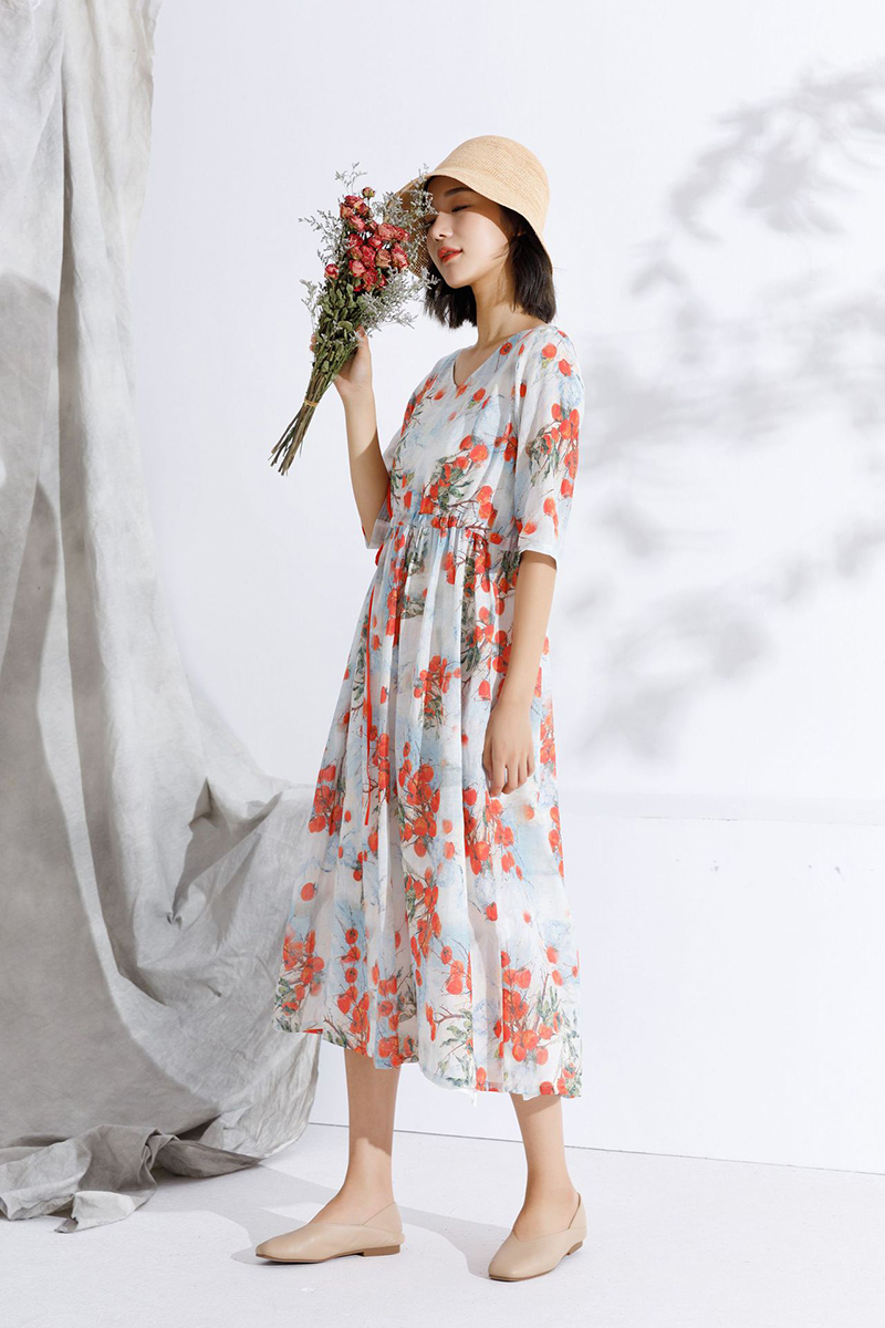 如素慢衣苎麻文艺气质碎花连衣裙抽绳收腰复古休闲女装夏新款26358