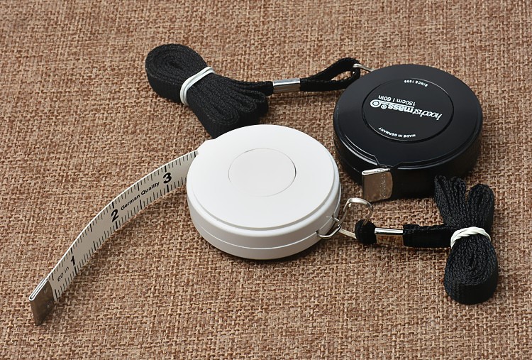 德国进口服装家用多功能迷你卷尺小随身量衣软尺子皮尺测量三围尺白色