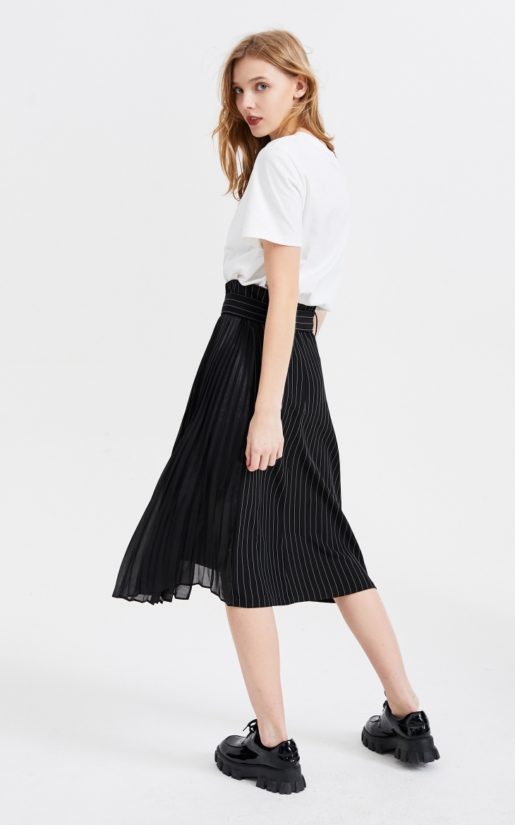 only春季新款拼接中长款百褶裙半身裙女120116516 h1e黑底白条black