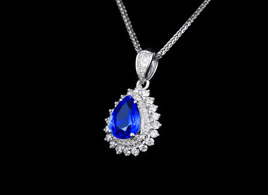 24克拉矢车菊蓝蓝宝石吊坠女18k金镶嵌钻石水滴彩宝项链戴妃款挂坠