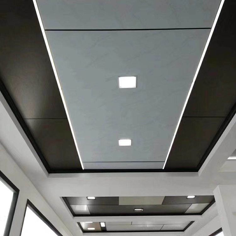 适用蜂窝板led平板灯集成吊顶灯铝大板格栅灯75600厨房灯吸顶方灯