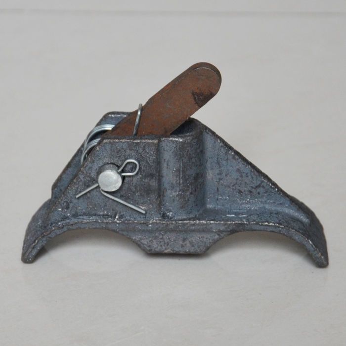 精选建筑新型蝴蝶扣配件钢筋拉紧器锁枪扳手模板卡平板扣穿墙螺丝卡扣