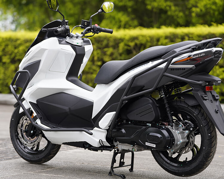 适用新大洲本田ns125d保险杠150x摩托车改装前后防摔杠xs150t-9a护杠
