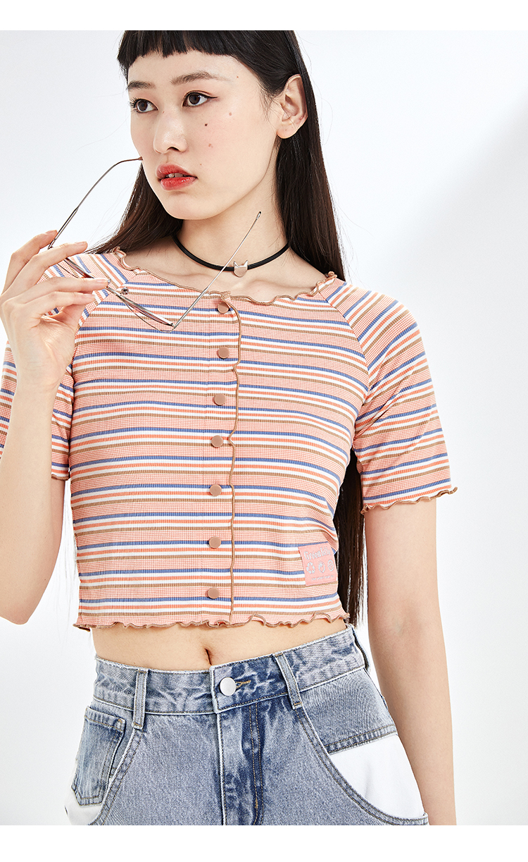 太平鸟泫雅风t恤女2020夏新款心机露脐短袖款上衣条纹打底衫ins潮粉色